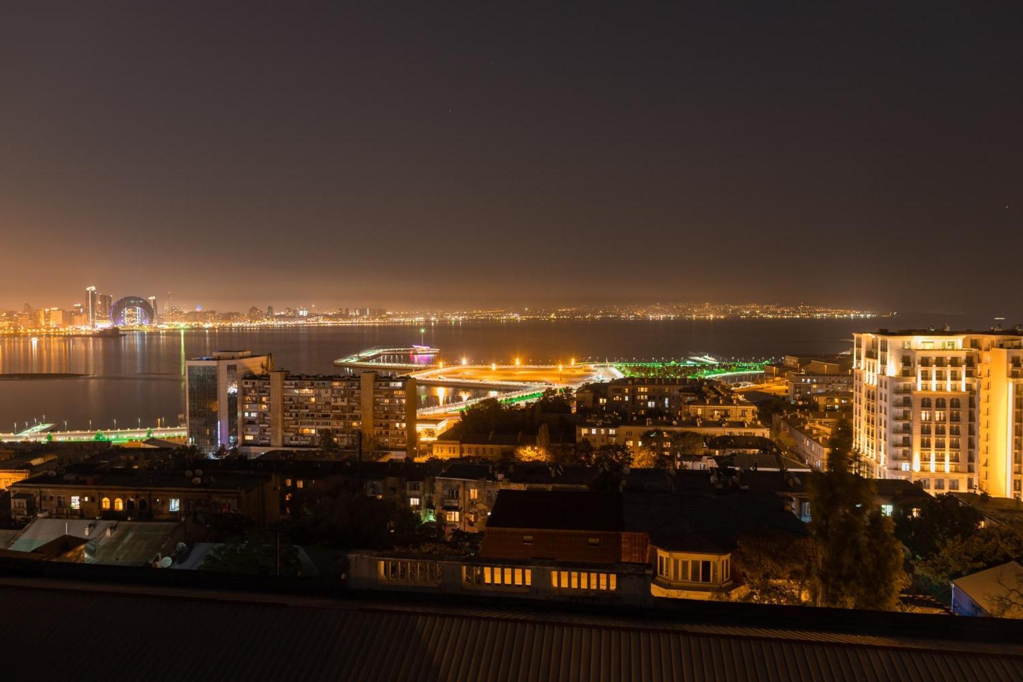 Red Roof Seaview Hotel Baku Bagian luar foto