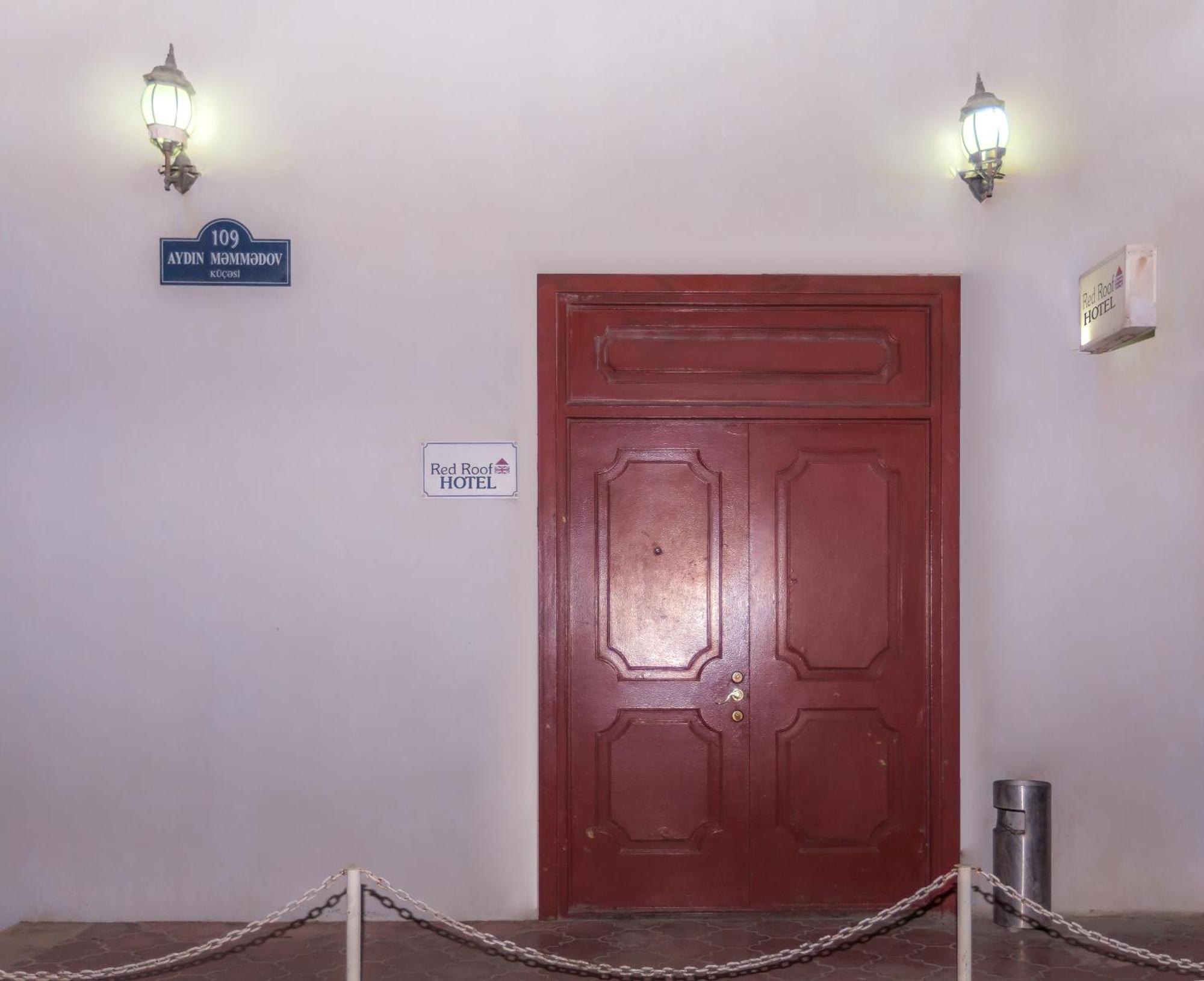 Red Roof Seaview Hotel Baku Bagian luar foto