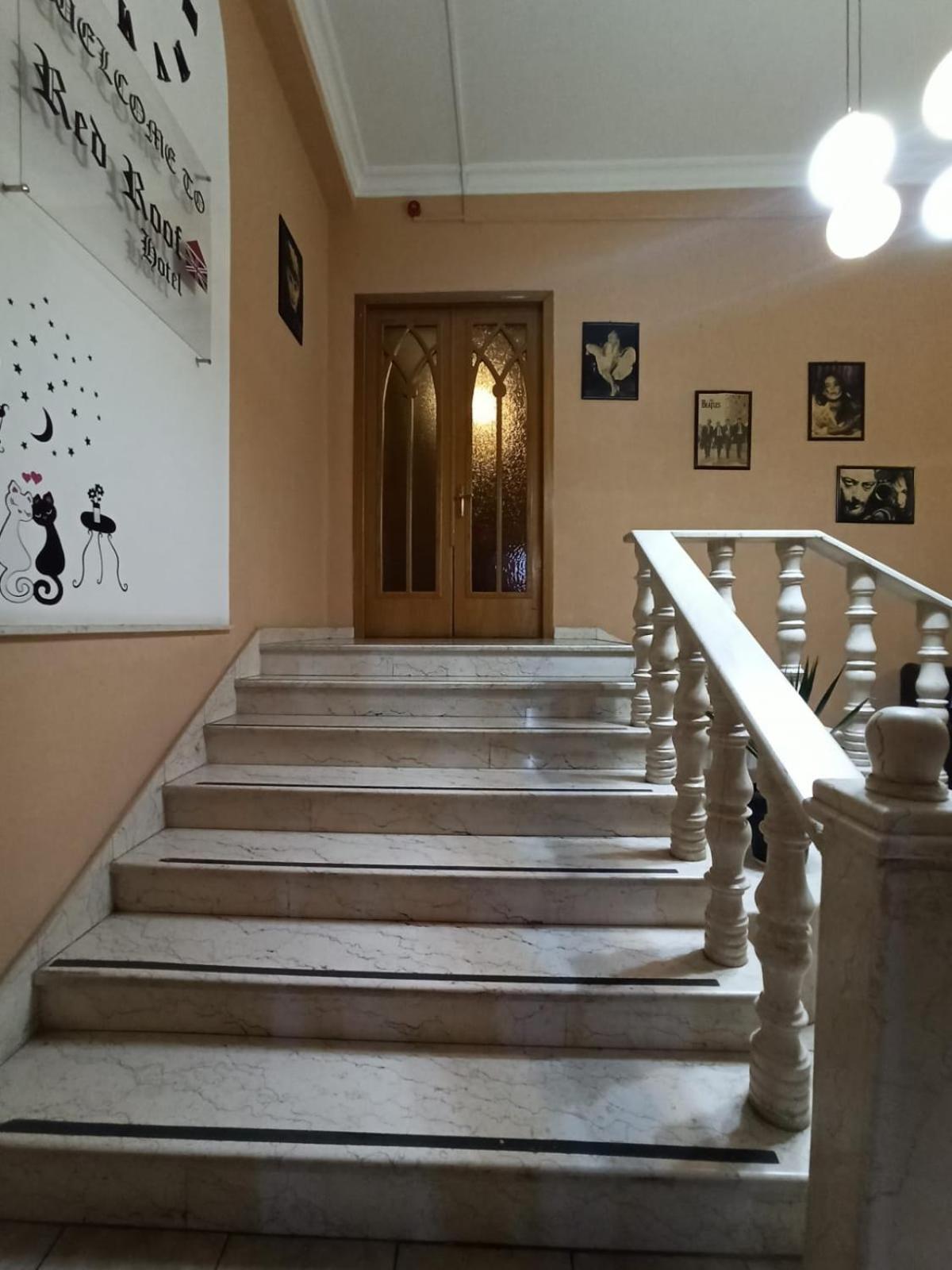 Red Roof Seaview Hotel Baku Bagian luar foto
